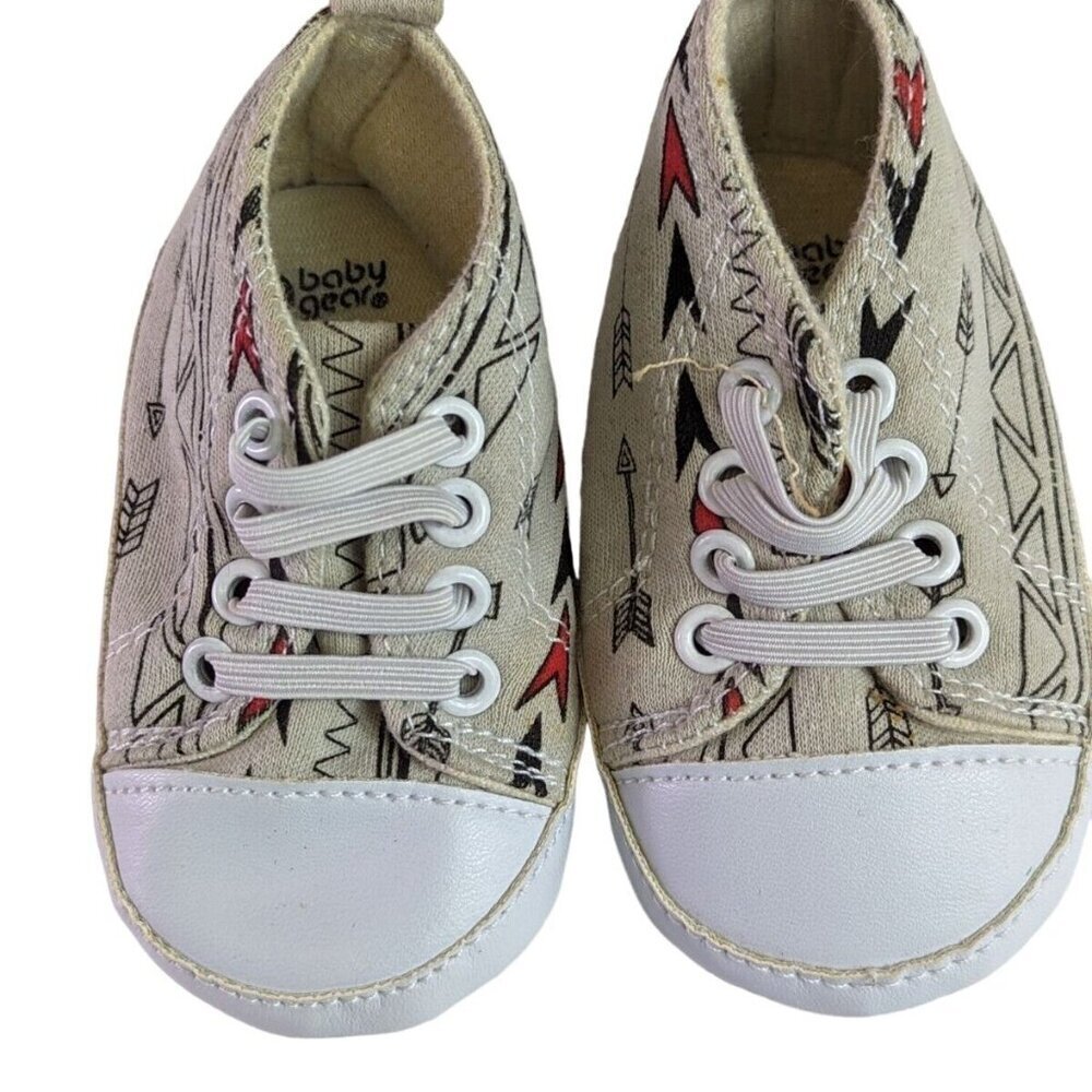 Baby Gear size 6 to 9 Months Arrow Head Print Sneakers Crib Shoes - Picture 1 of 6